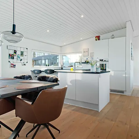 New Modern Near The Vakantiehuis *